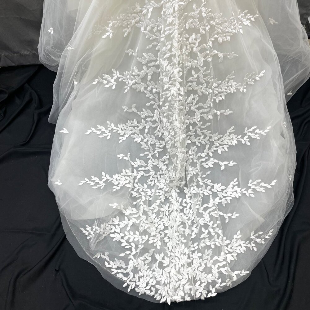 Mira Zwillinger "Charla" Wedding Gown - Picture 8 of 14